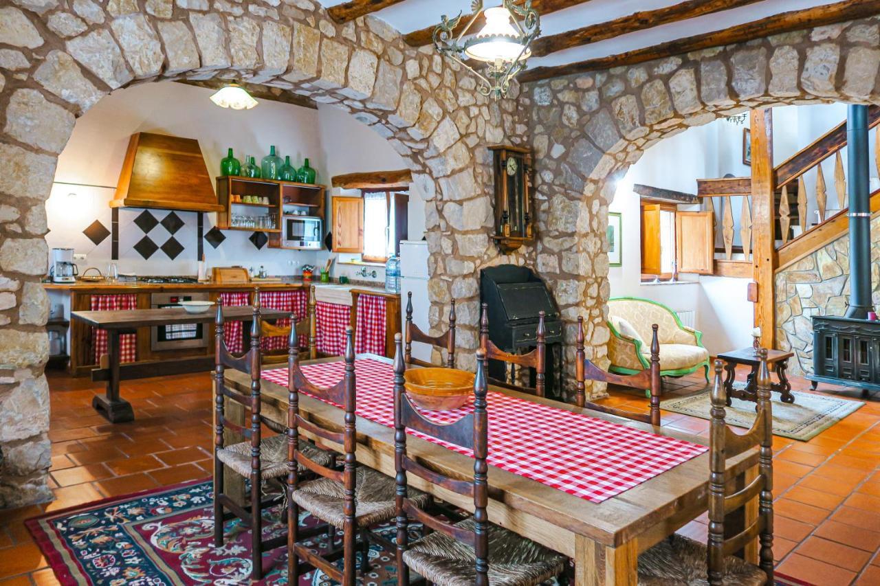 Masia Pou De La Vinya Sitges Esterno foto