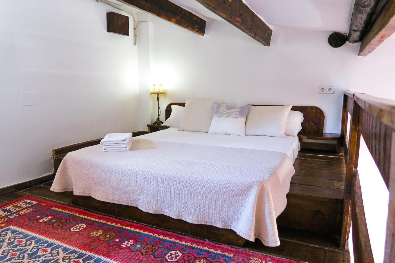 Masia Pou De La Vinya Sitges Esterno foto